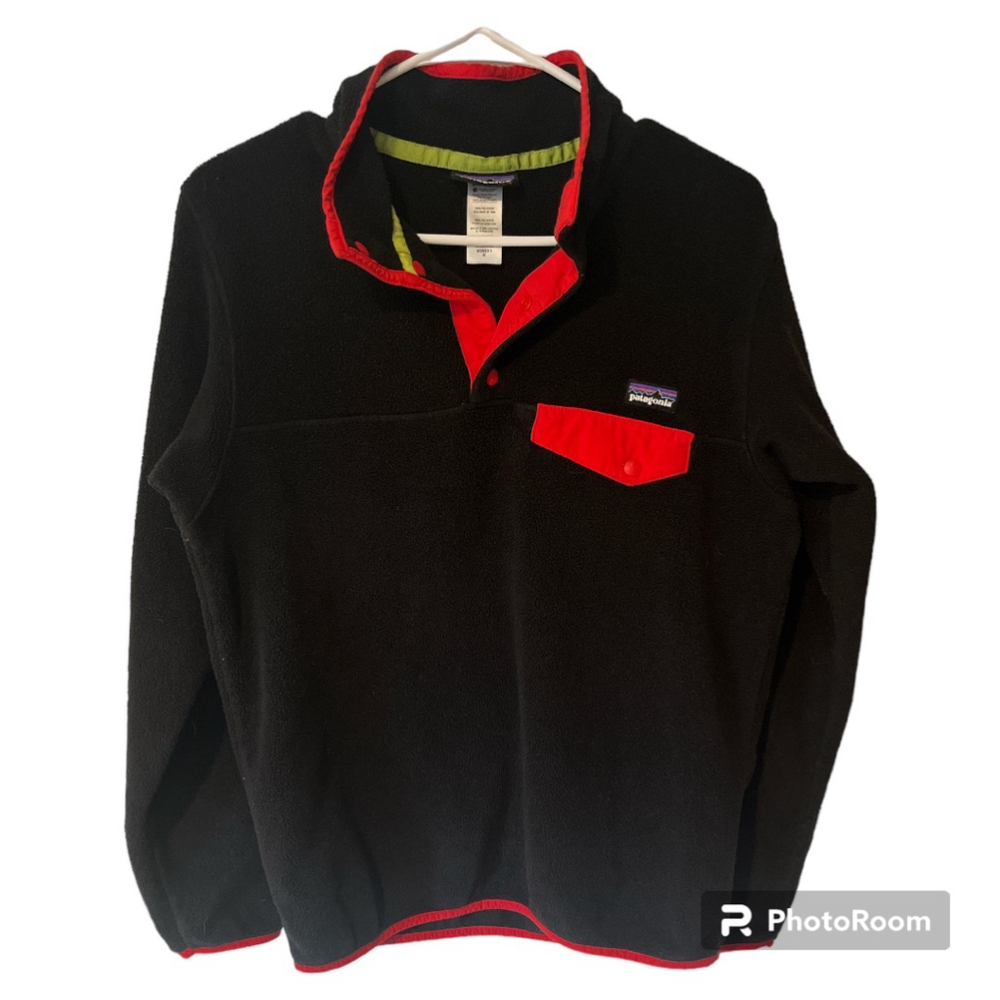 VINTAGE PATAGONIA SYNCHILLA BUTTON-UP FLEECE BLACK AND RED SIZE MEDIUM